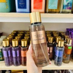 Xịt thơm toàn thân Victoria’s Secret Bare Vanilla Body Mist – lưu hương dịu nhẹ