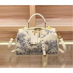 Túi xách nữ BANEVANF. thiết kế túi hộp họa tiết 8D, Màu kem bag xanh, Sang trọng