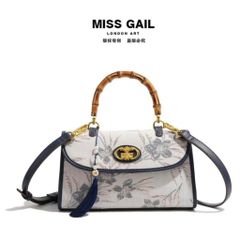 (Hàng V.I.P LIMITED) - Túi xách nữ phiên bản giới hạn MISS GAIL quai gỗ thêu