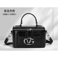 (VIP ORDER LIMITED) - Cốp ĐEN VALEN.T.INO Da Thật Nhỏ cầm tay, đeo chéo THANH LỊCH