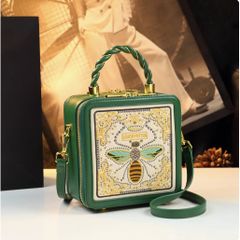 (V.I.P ORDER - LIMITED) - Túi xách Nữ kiểu dáng cốp thêu xanh size 17