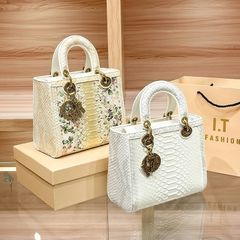 (HÀNG V.I.P) - Túi đeo VUÔNG Nữ Xà Cừ Phong Cách Mới Họa Tiết Cao Cấp Sang Chảnh
