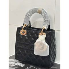(Hàng V.I.P LIMITED) - Túi Xách Nữ Diana Cao Cấp Thương Hiệu MONZECI Dáng Đì Ô Size 18