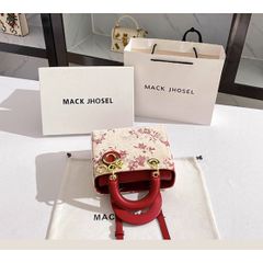 (Hàng V.I.P LIMITED ORDER - FULLBOX HÃNG TEM THẺ) - Túi xách nữ MISS GAIL họa tiết thêu Đỏ Sang Trọng