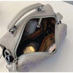 (Hàng V.I.P LIMITED - FULLBOX HÃNG) - Túi xách nữ CELLIS KISS thiết kế túi hộp họa tiết 8D, Màu TÍM, Sang trọng