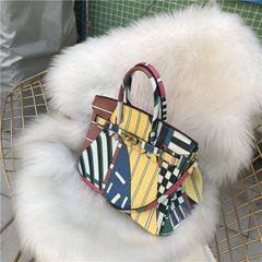 (VIP ORDER) - Túi Xách Nữ 2 quai họa tiết màu sắc KHÓA VÀNG Size 30
