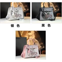 (HÀNG V.I.P ORDER - TẶNG HỘP) - Túi Đeo Chéo Đính Đá Platinum Sang Chảnh size 25