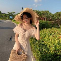 Đầm ren trắng hai dây công chúa dáng ngắn