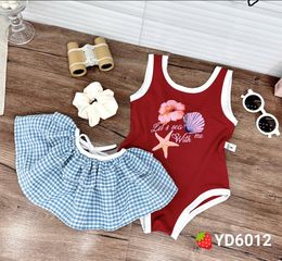Set ba chi tiết bikini kèm quây kẻ ren và dây chun buộc tóc xinh xắn đáng yêu mùa hè mặc đi bơi cho bé gái 8-28kg