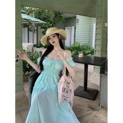 [sẵn] Đầm, Váy trắng Lolita đi biển, hở lưng, dáng dài, bó eo, nhún bèo tầng, cộc tay,tay phồng, cổ vuông, chất thô Nhật