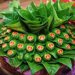 Miếng dán trầu cau trong ngày cưới