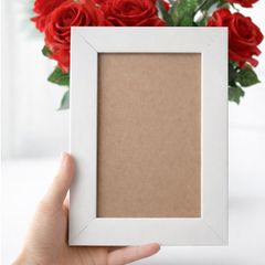 Khung ảnh 10x15 cm viền trắng