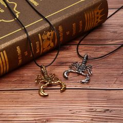 Dây chuyền bò cạp phong cách nam tính
