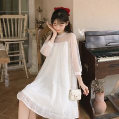 Đầm công chúa dáng suông thêu hoa sọc