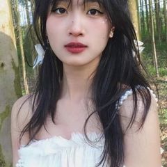 Đầm công chúa trễ vai đính cườm