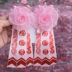 Hoa chủ hôn cài áo dành cho cha mẹ hai bên