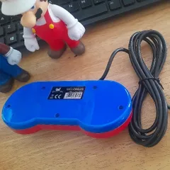 Tay cầm chơi game Mario Phiên bản giới hạn