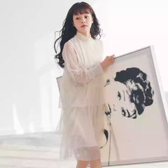 Đầm Ulzzang chấm bi cổ trụ nhiều tầng