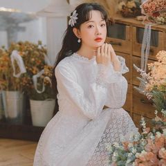 Đầm hoa mai tay dài phong cách Hàn Quốc