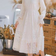 Đầm hoa mai tay dài phong cách Hàn Quốc