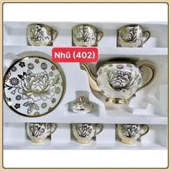 Bộ ấm chén uống trà 6 tách kèm 7 dĩa sang trọng hoa văn nhũ vàng hoàng gia cao cấp mẫu ngẫu nhiên