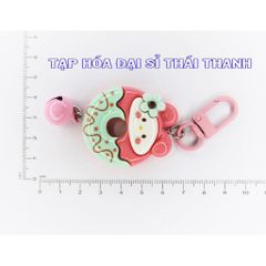 Móc khoá charm bánh vòng
