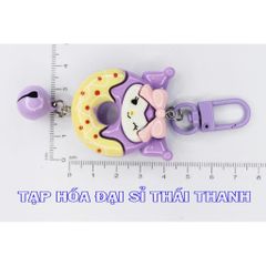 Móc khoá charm bánh vòng