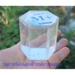 Slam - slim thuỷ tinh trong suốt chữ M