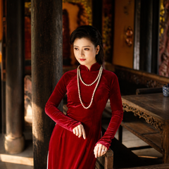 Áo dài nhung đỏ sang trọng dành cho quý cô