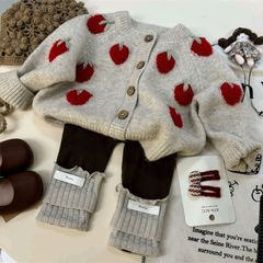 Hàng QC Áo cardigan thêu quả dâu tây cute đáng yêu xinh xắn dễ thương kèm quần legging vintage mùa đông cho bé gái