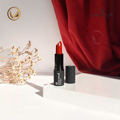 Son môi màu đỏ thuần 100% tự nhiên Living Nature Lipstick Glamorous 16 (3.9g)