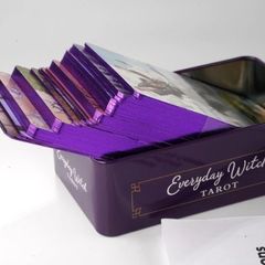 Bộ Bài Everyday Witch Tarot Hộp Sắt B398