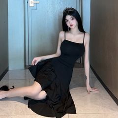 Váy đầm hai dây dáng xòe xinh xắn sexy quyến rũ cho nữ đi biển đi chơi