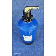 Bộ Vỏ Cột Lọc Nước Composite 817 chứa vật liệu lọc nước.