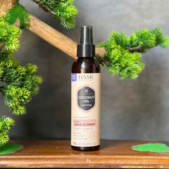 Xịt dưỡng tóc Hask Coconut Oil Nourishing Shine Oil 175ml.