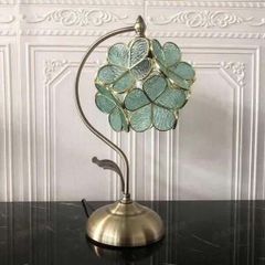 Đèn bàn cánh hoa Tiffany cổ điển sang trọng