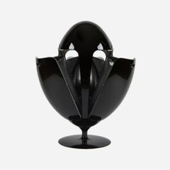 Thùng đựng đồ kiêm decor 3 ngăn xoay 360 độ hình trứng màu đen size lớn 54l 45x84cm