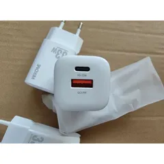 Củ Sạc Nhanh 33W Wekome WP-U140 Công Nghệ Gan, 2 Cổng Sạc Type C + USB Hỗ Trợ Sạc Nhanh PD/QC/PPS