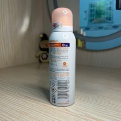 [Nhập khẩu chính ngạch] Femfresh Daily Deodorant Spray - Xịt khử mùi và thơm mát vùng kín cao cấp (125ml)