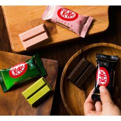 Bánh Kitkat Nhật Bản -Giòn Xốp, Tiện Lợi, Phù Hợp Ăn Vặt Và Làm Quà - Bánh Kẹo Nội Địa Nhật Bản
