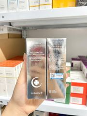 Pharmaform Spot Corrector Light Weight Cream Kem giúp làm mờ các vết thâm cải thiện sắc tố da giúp da trông rạng rỡ, đều màu và tươi trẻ hơn.
