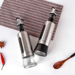 Chai đựng nước mắm, dầu ăn với đầu vòi đặc biệt chống rót tràn (TH311)