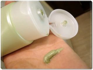 Sữa Rửa Mặt Rohto Shirochaso Nhật Bản – Chiết Xuất Trà Xanh Matcha, Sạch Sâu Không Khô Căng