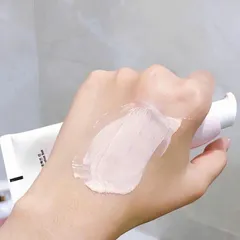 Kem chống nắng 𝐂𝐍𝐏 𝐓𝐨𝐧𝐞-𝐔𝐩 𝐏𝐫𝐨𝐭𝐞𝐜𝐭𝐢𝐨𝐧 𝐒𝐮𝐧 𝟒𝟐+++ 50ml + 31ml