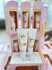 Kem chống nắng 𝐂𝐍𝐏 𝐓𝐨𝐧𝐞-𝐔𝐩 𝐏𝐫𝐨𝐭𝐞𝐜𝐭𝐢𝐨𝐧 𝐒𝐮𝐧 𝟒𝟐+++ 50ml + 31ml