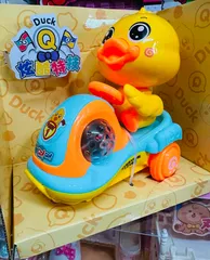 Đồ Chơi Vịt Lái Xe Scooter Có Đèn & Nhạc 0623 0623A