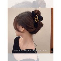 Kẹp Tóc Lông Nhung (Màu ngẫu nhiên) (TH423)