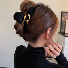 Kẹp Tóc Lông Nhung (Màu ngẫu nhiên) (TH423)