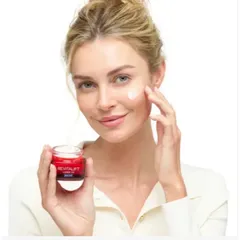 Bộ kem dưỡng ngày đêm, serum chống lão hóa Loreal Revitalift x 3