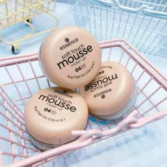 Kem phấn Essence mousse, tông sáng số 04